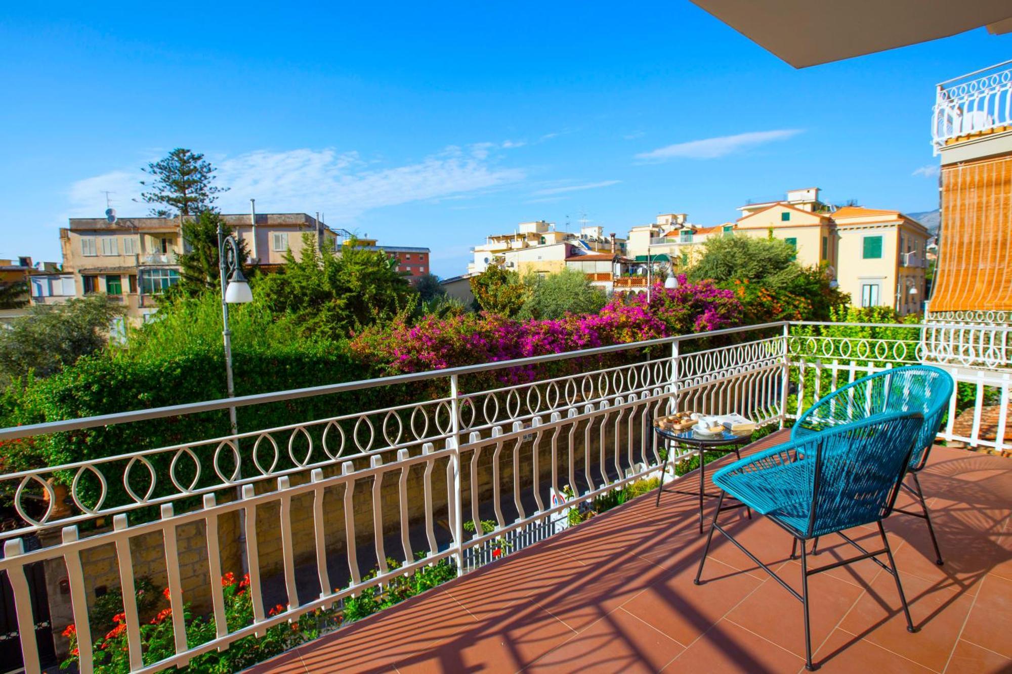 Estate4Home - Suites 21 Sorrento Kültér fotó